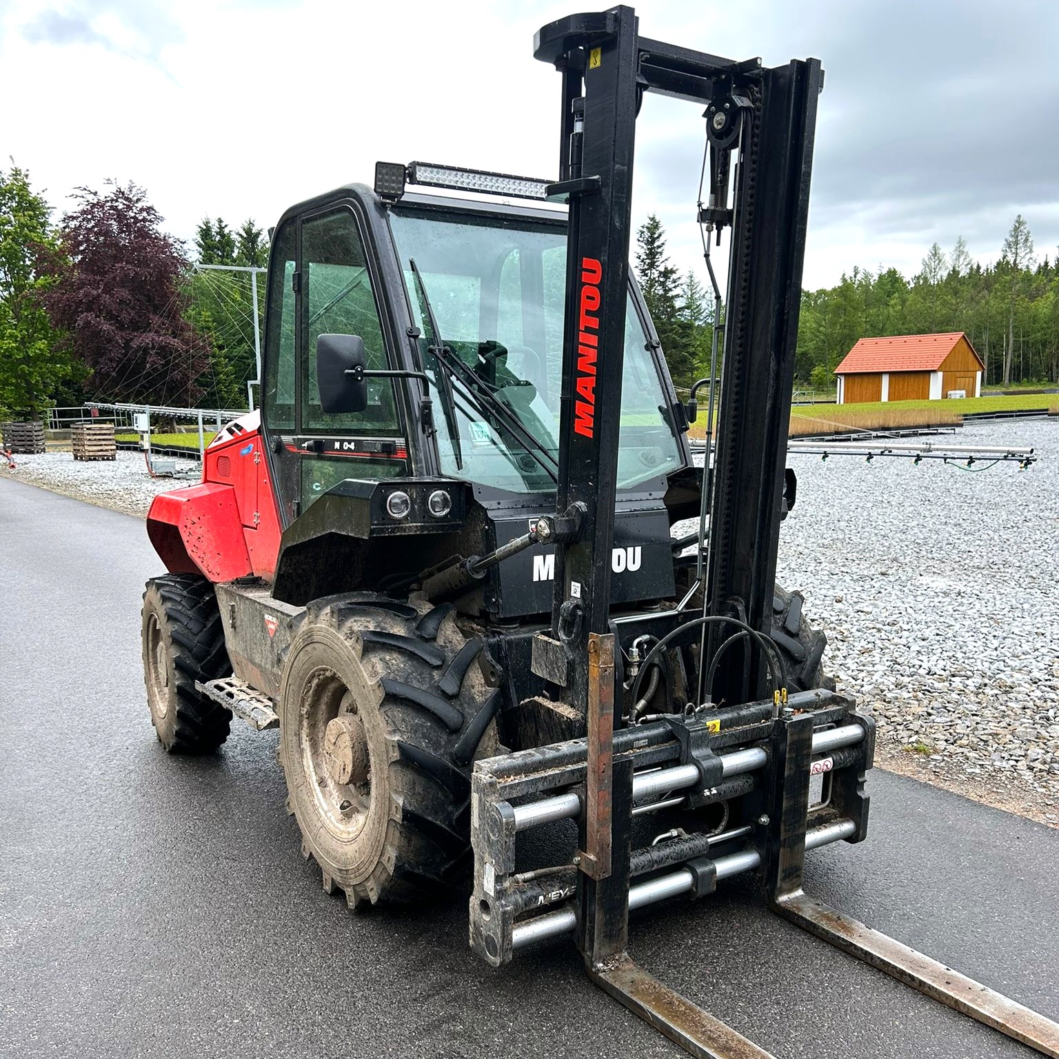 Dotacena vysokozdvižné vozíky